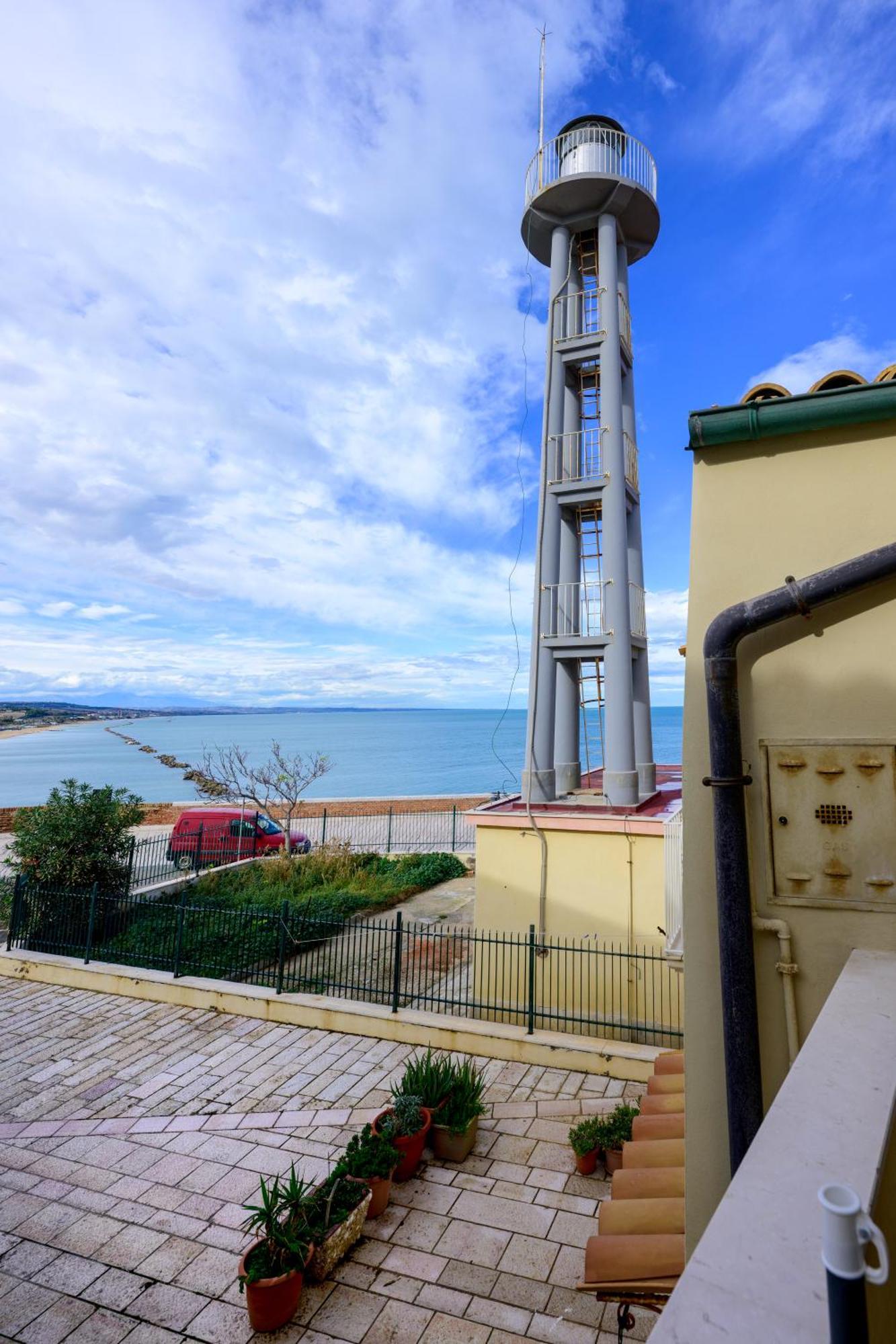 Bed and Breakfast La Casa Di Anna Al Faro Termoli Exterior foto
